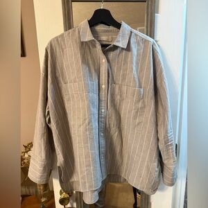 Everlane Boxy Oxford